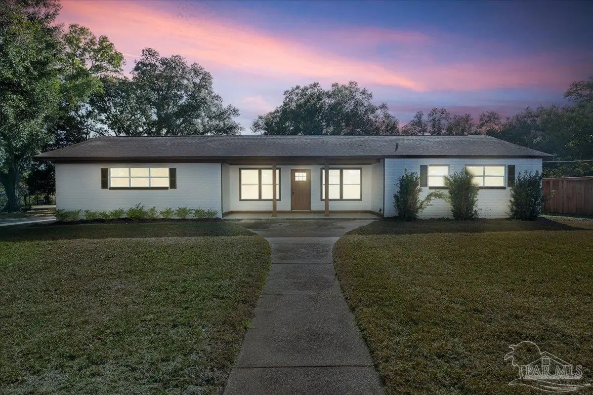 2001 Saddlebrook Dr, Pensacola, FL 32526 - Image #1