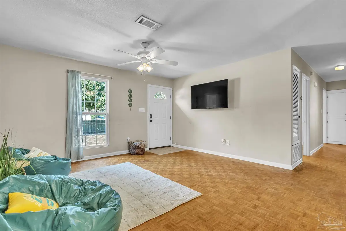 2105 Dora St, Pensacola, FL 32514 - Image #1