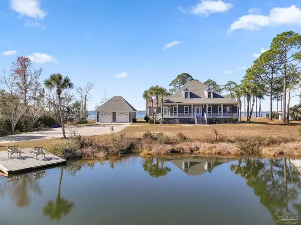 5513 Bay Meadows Dr, Milton, FL 32583