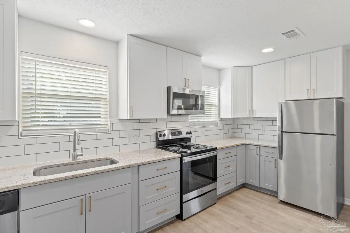 1671 Tuscon Ct, Gulf Breeze, FL 32563 - Image #1