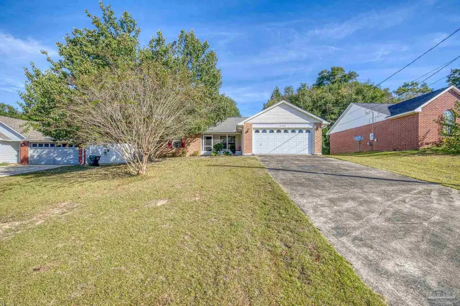 6146 Ashton Woods Cir, Milton, FL 32570 - Image #2