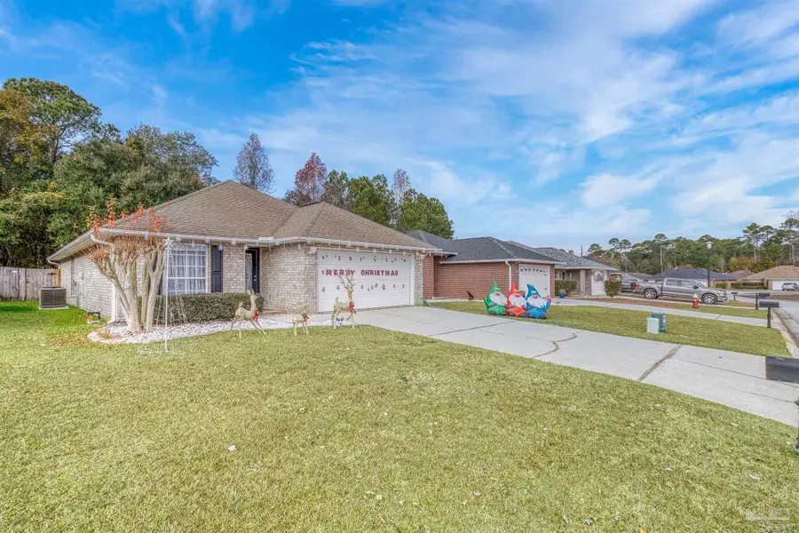 8715 Norstum Dr, Pensacola, FL 32514 - Image #2