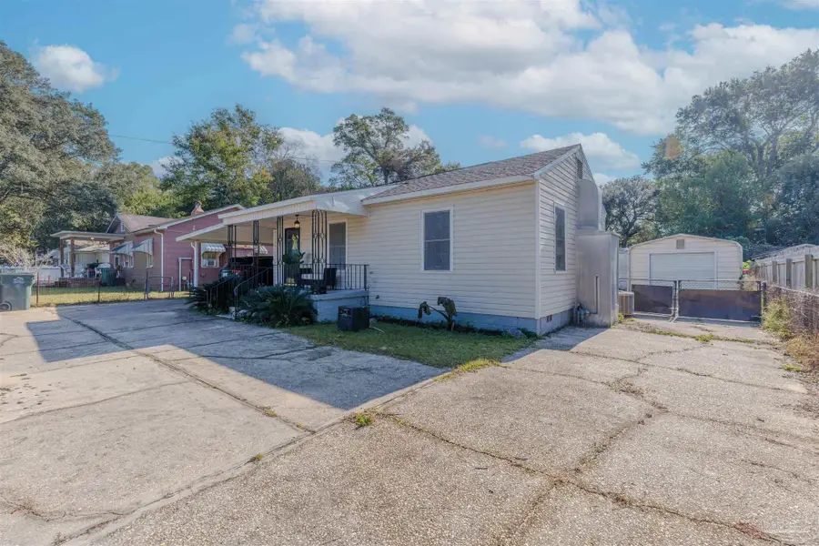 39 Sandalwood St, Pensacola, FL 32505 - Image #3