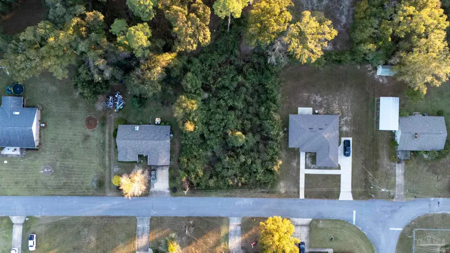 4807 Fairoaks Dr, Pace, FL 32571 - Image #3