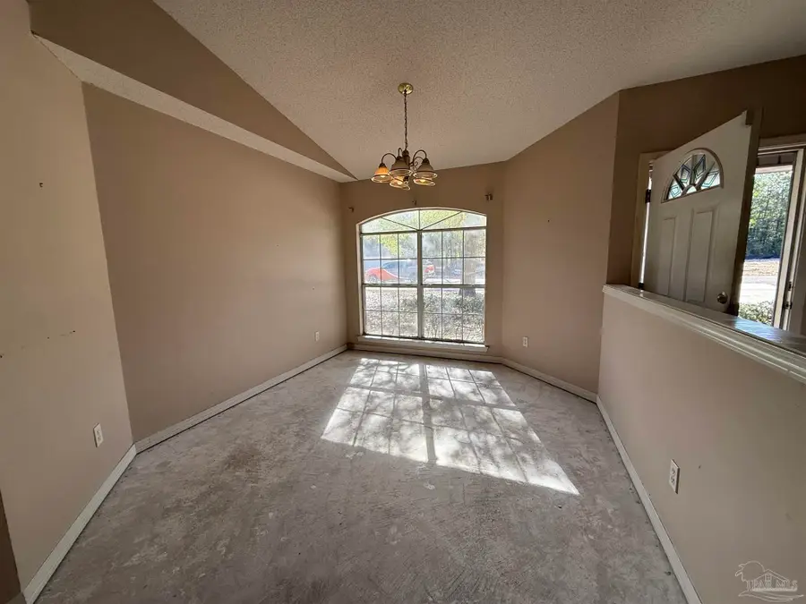 7748 Rustling Pines Dr, Milton, FL 32583 - Image #3