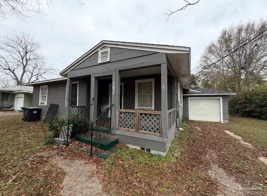 102 Morris Ave, Cantonment, FL 32533 - Image #2