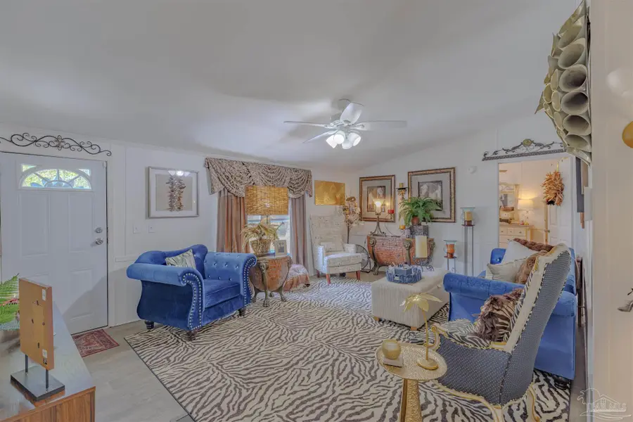 8916 Chemstrand Rd #19, Pensacola, FL 32514 - Image #2