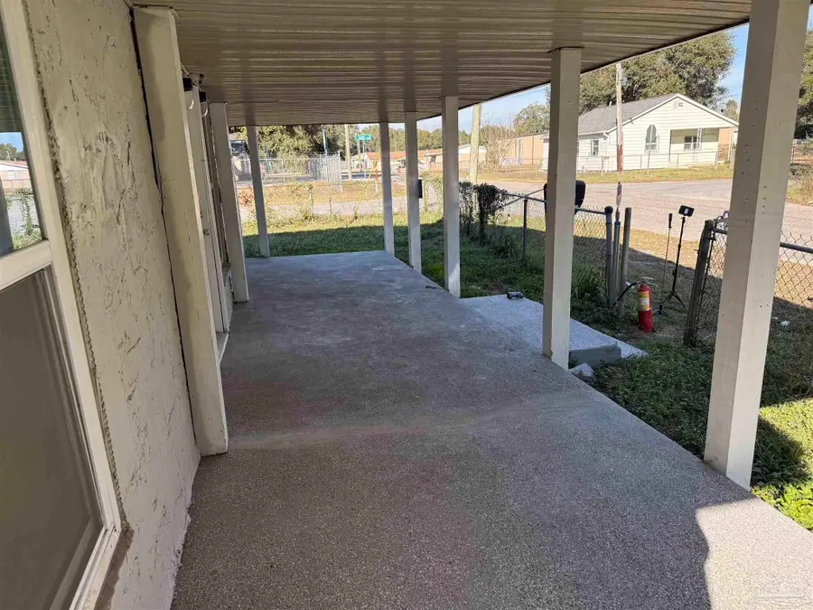 2417 V St, Pensacola, FL 32505 - Image #2