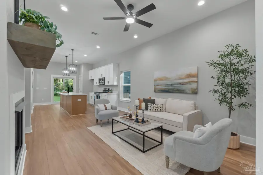 706 N F St #B, Pensacola, FL 32501 - Image #3