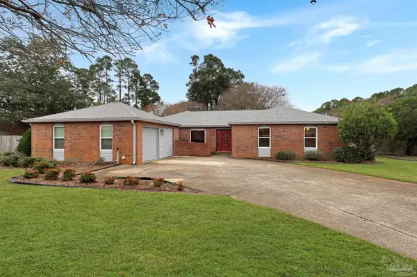 2909 Browder St, Gulf Breeze, FL 32563