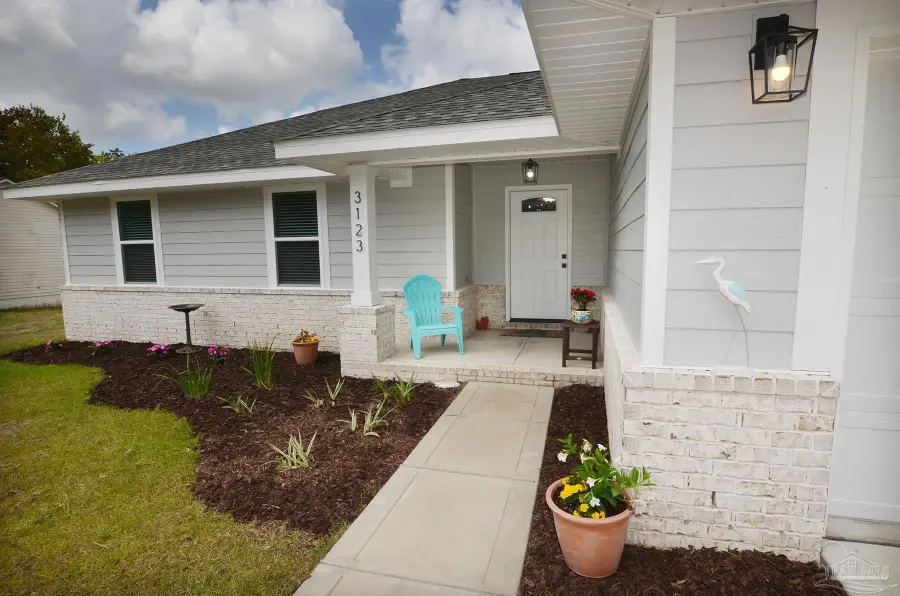 3123 Lynn Dr, Navarre, FL 32566 - Image #3