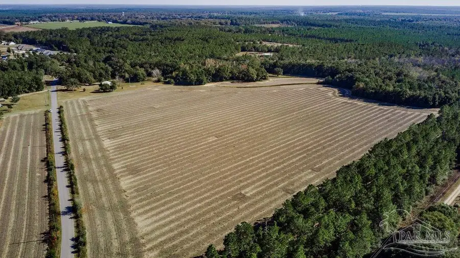 9 Segrest Rd, Pace, FL 32571 - Image #2