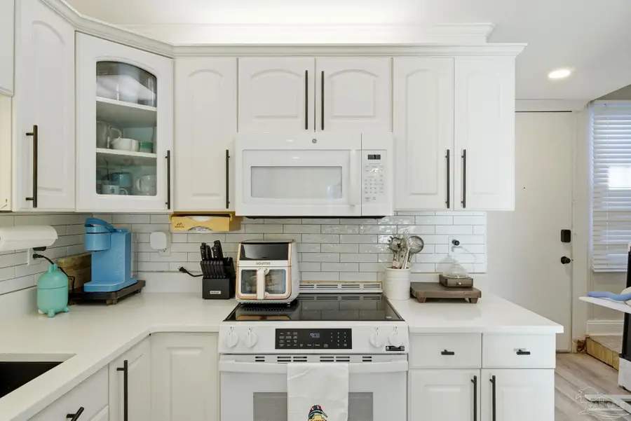 201 Pensacola Beach Rd #B14, Gulf Breeze, FL 32561 - Image #3