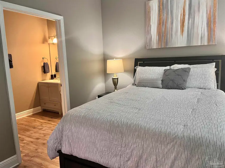 5219 Yellow Bluff Rd, Pensacola, FL 32507 - Image #3