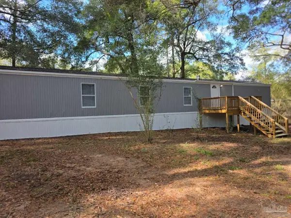 5316 Yancy Dr, Pace, FL 32571