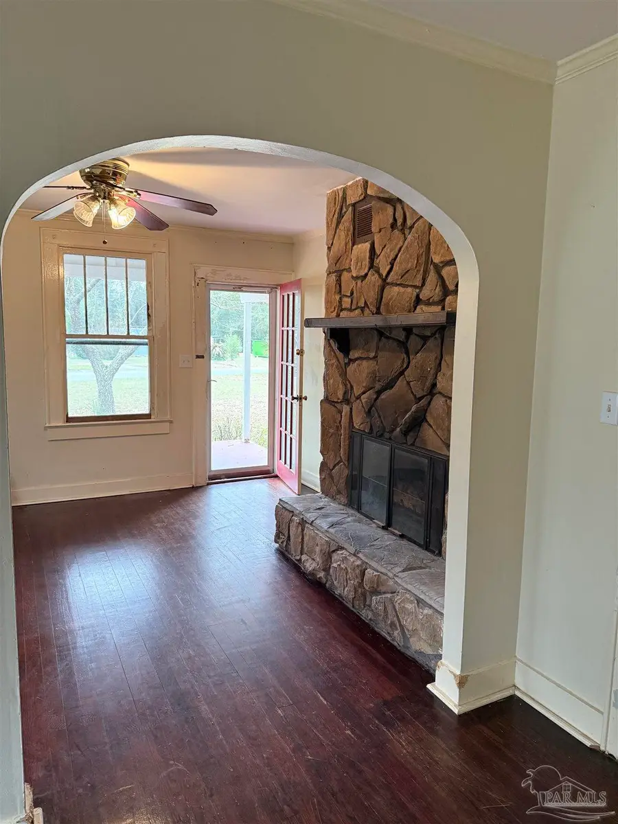 1120 Barcia Dr, Pensacola, FL 32503 - #3