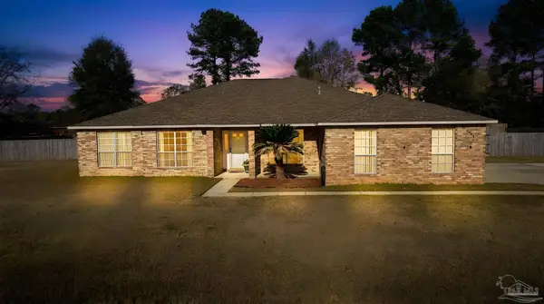 5459 Education Dr, Pace, FL 32571