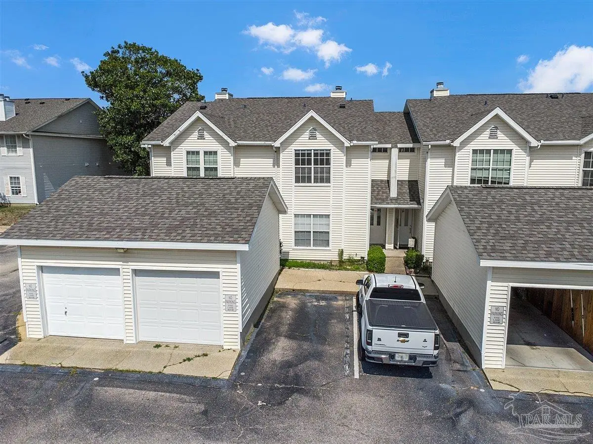 601 Burgess Rd #J2, Pensacola, FL 32503 - #1