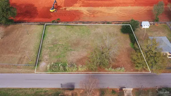 4016 Mccutchin Dr, Jay, FL 32565