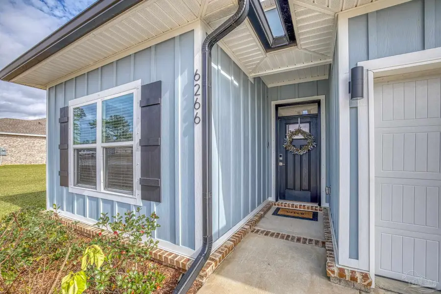 6266 Dry Creek Rd, Molino, FL 32577 - Image #2