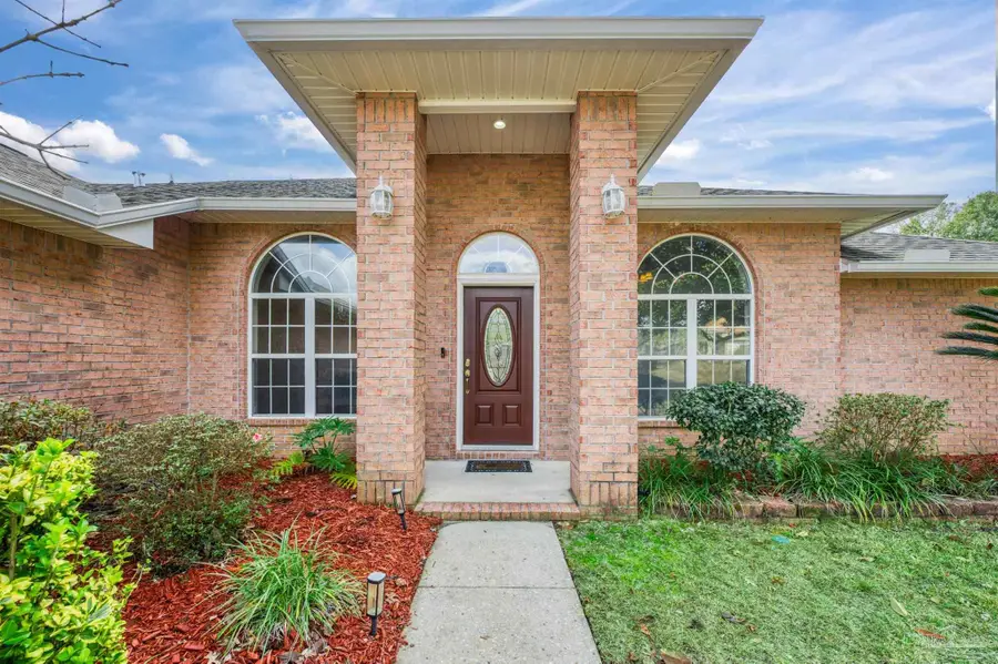 5127 Brookside Dr, Pace, FL 32571 - Image #2