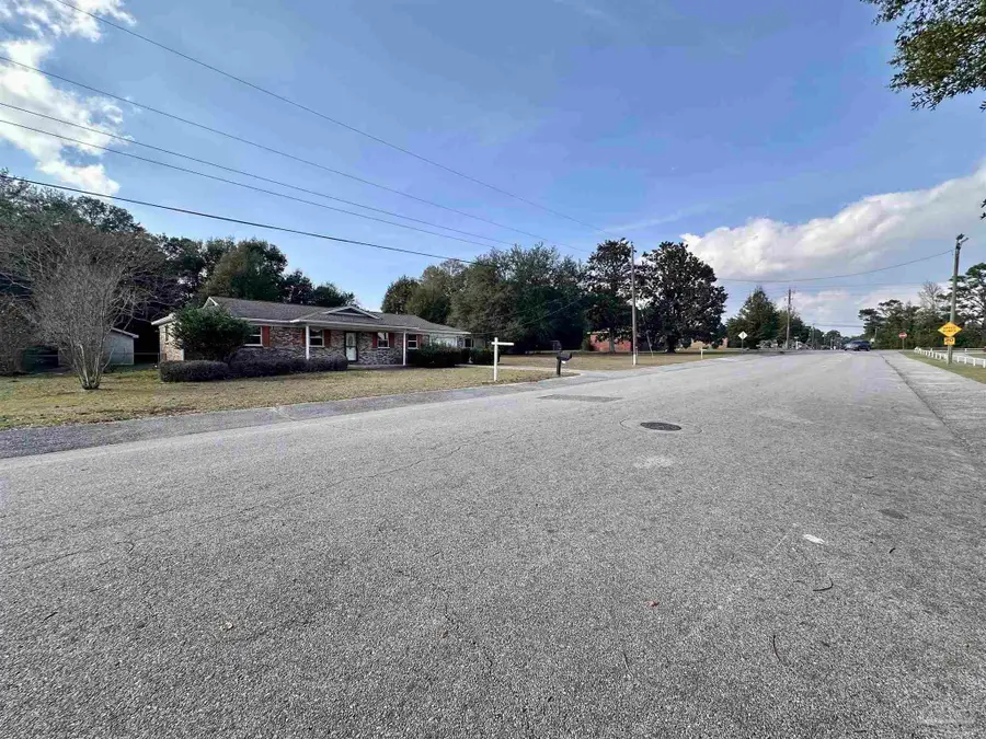 2975 Chrisine St, Pensacola, FL 32526 - Image #3