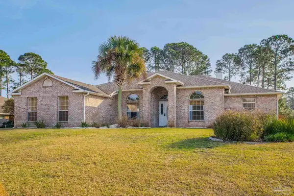 7451 Brewster St, Navarre, FL 32566