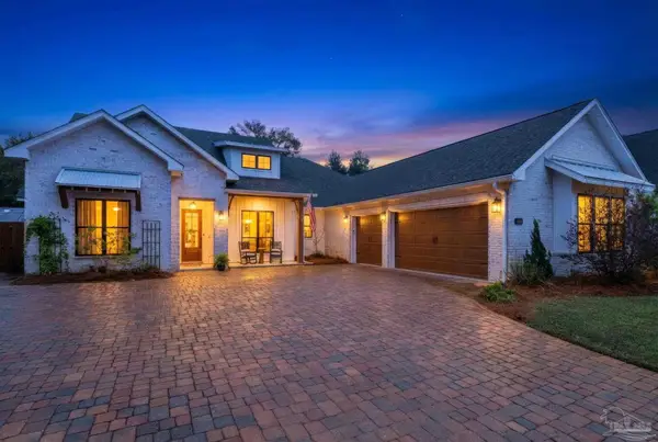 1412 W Shores Blvd, Gulf Breeze, FL 32563