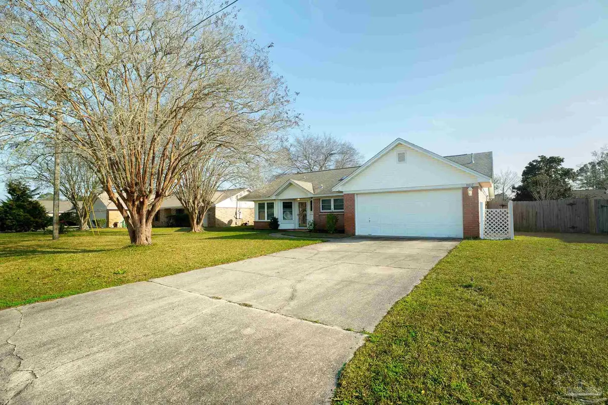 8017 Grand Bahama Dr, Pensacola, FL 32506 - Image #1
