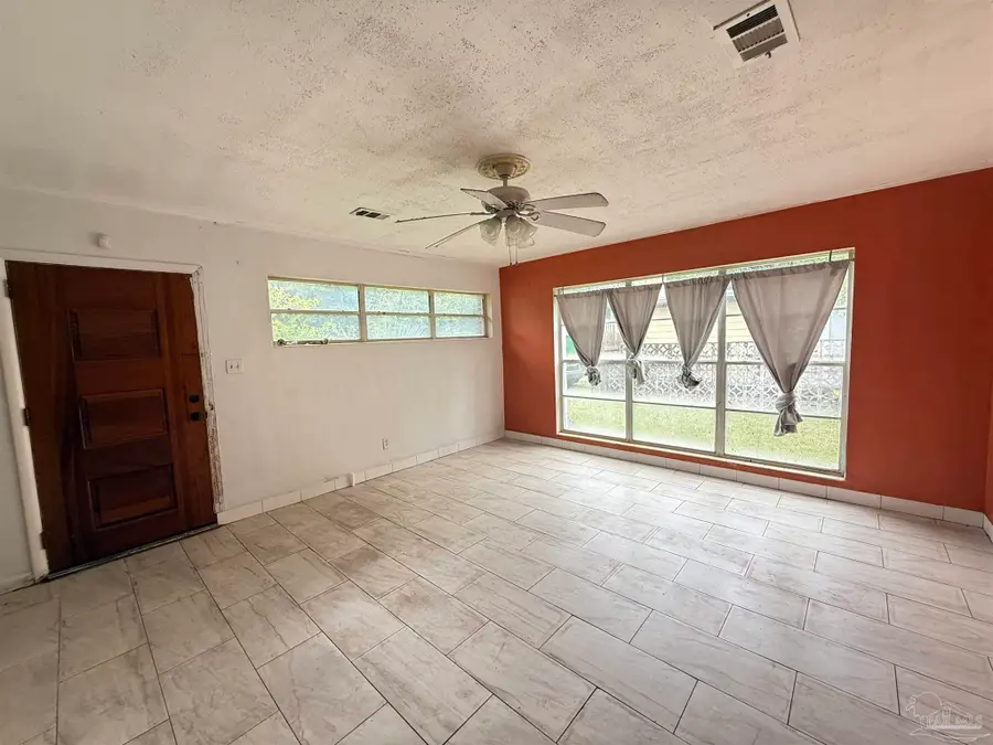 1007 Kearny Dr, Pensacola, FL 32505 - Image #3