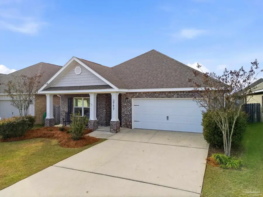 3797 Hawks Landing Cir, Pace, FL 32571 - Image #2