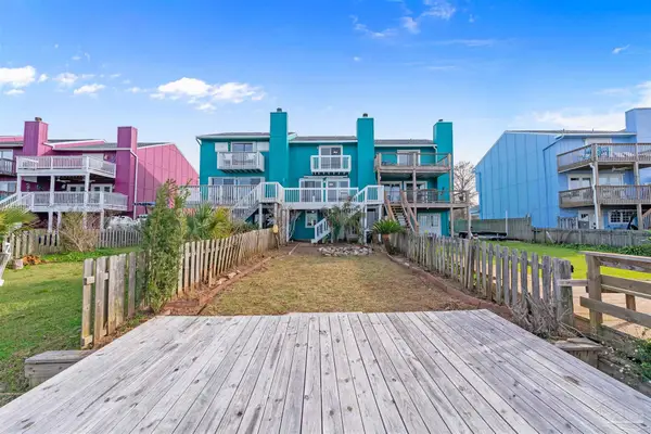 3220 Quietwater Ln, Gulf Breeze, FL 32563