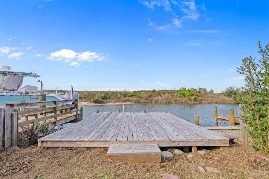 3220 Quietwater Ln, Gulf Breeze, FL 32563 - Image #2