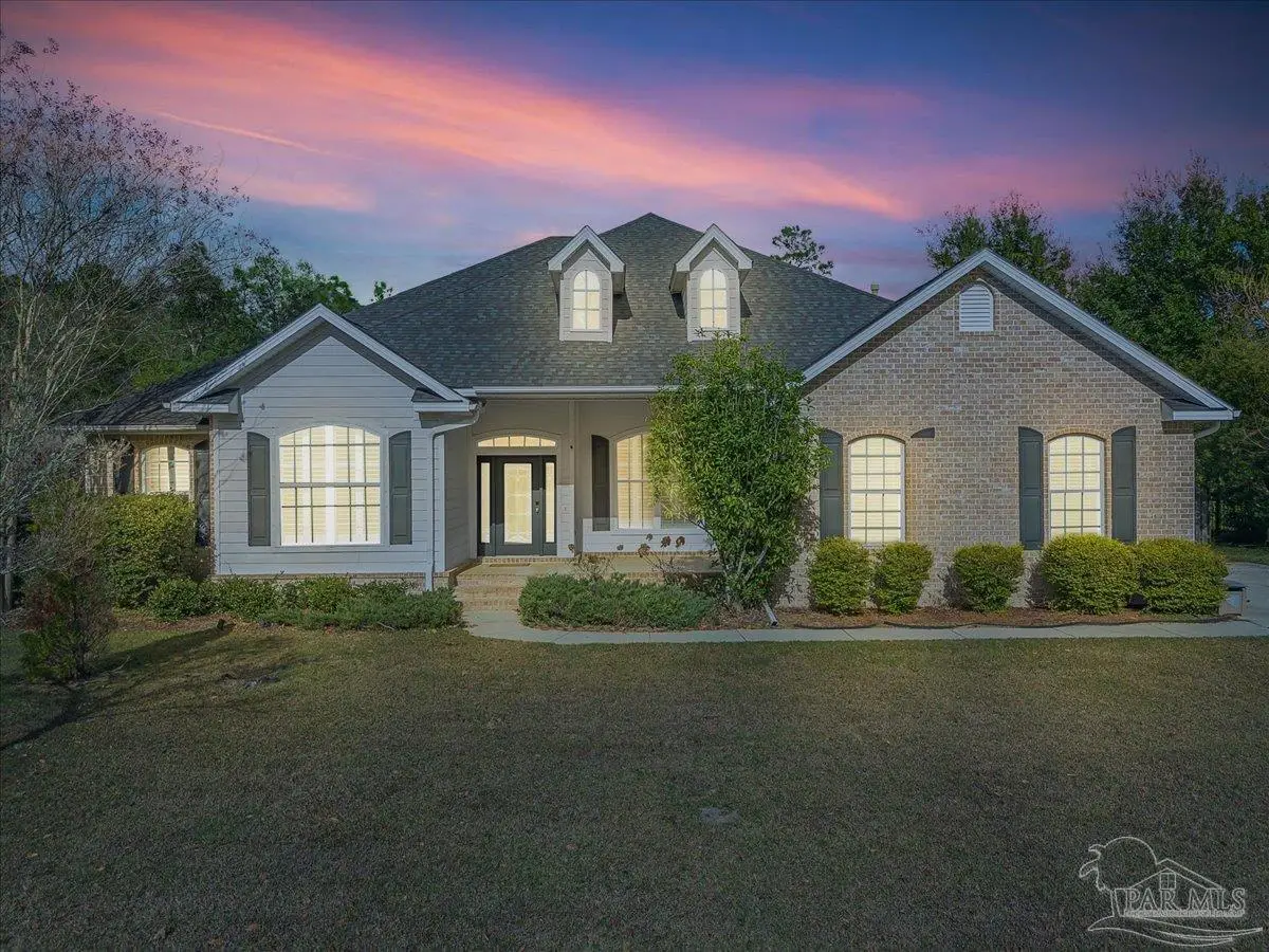 5718 Sparkleberry Ln, Pensacola, FL 32526 - Image #1