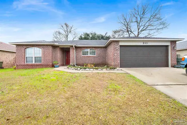 213 Millet Cir, Cantonment, FL 32533