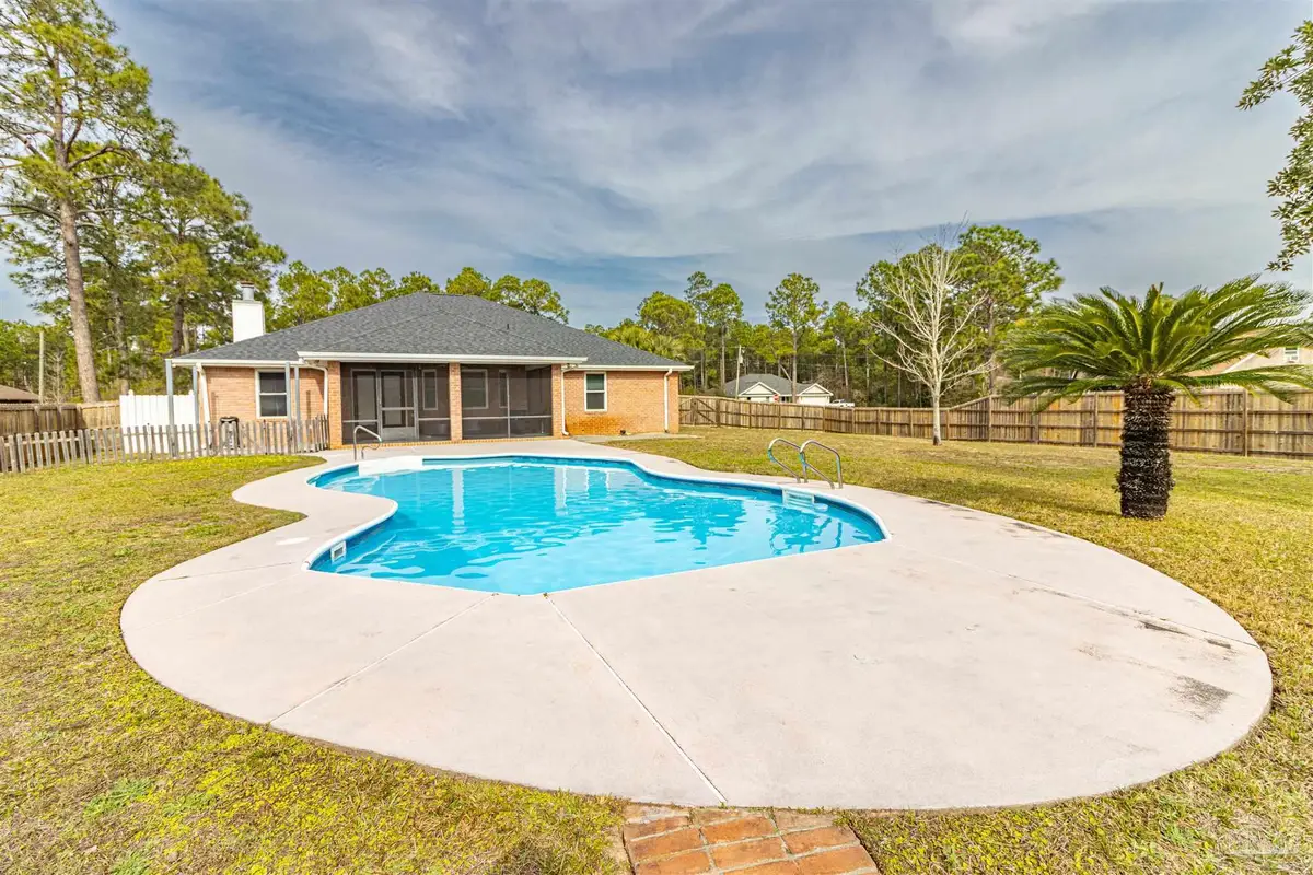 6977 Leisure St, Navarre, FL 32566 - Image #1