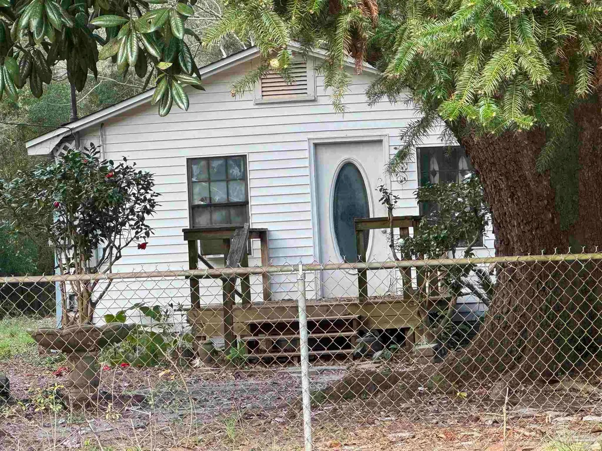 1510 Acorn Ln, Pensacola, FL 32514 - Image #1