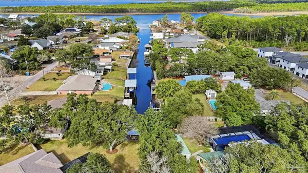 14001 Innerarity Pt Rd, Pensacola, FL 32507