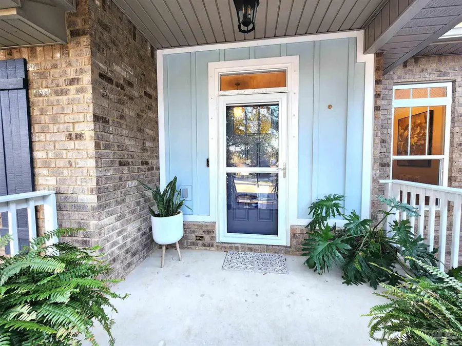 5902 Creek Side Cir, Pensacola, FL 32504 - Image #2