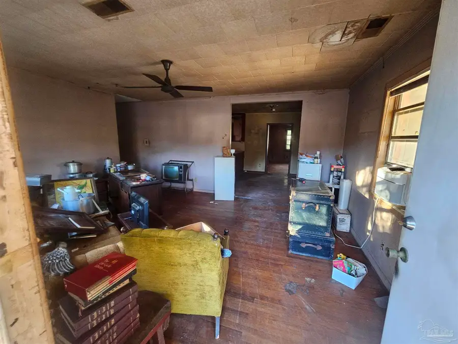 350 Kelson Rd, Pensacola, FL 32514 - Image #3