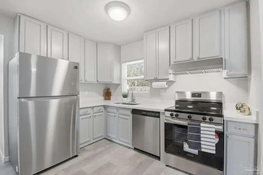 4918 Lillian Hwy, Pensacola, FL 32506 - Image #2