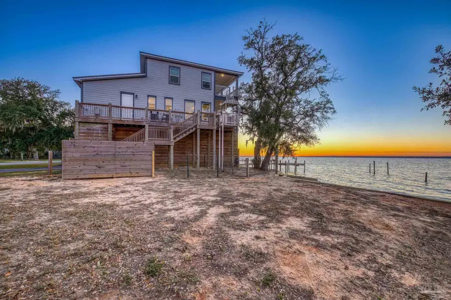 305 S Garcon Point Rd, Milton, FL 32583 - Image #2