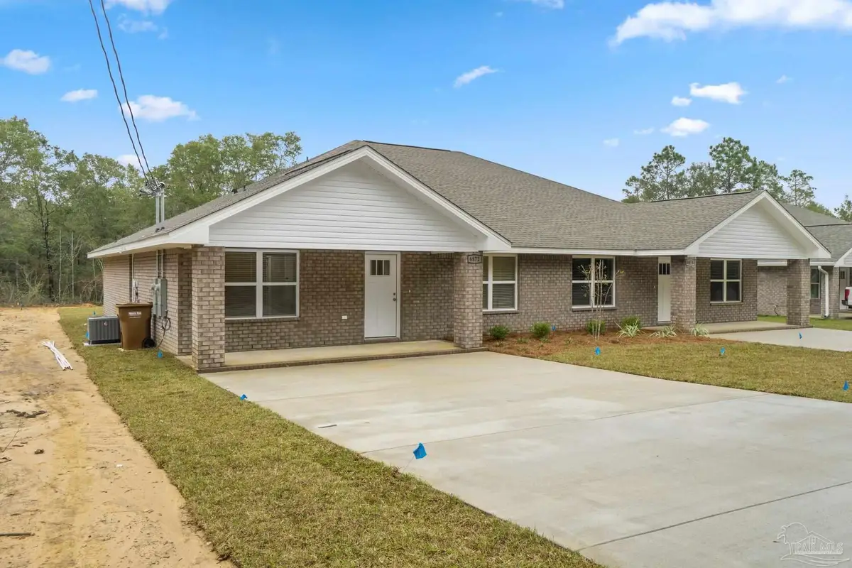 6876/6878 Trailride N, Milton, FL 32570 - Image #1
