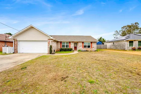 2121 Coral Creek Dr, Pensacola, FL 32506