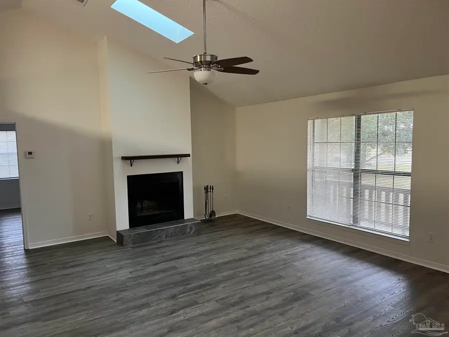 4628 Pebble Creek Dr, Pensacola, FL 32526 - Image #2