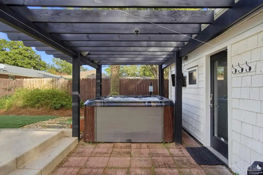 421 Cumberland Ave, Gulf Breeze, FL 32561 - #3