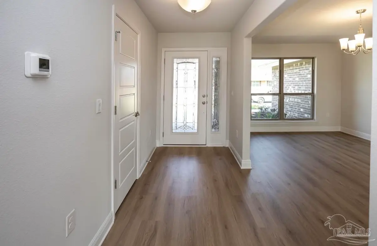 7645 Small Pines St, Milton, FL 32583 - Image #1