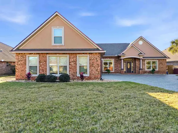 1689 Woodlawn Way, Gulf Breeze, FL 32563