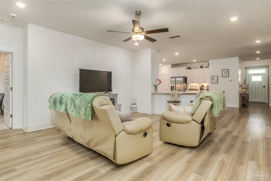 6248 Dry Creek Rd, Molino, FL 32577 - Image #3