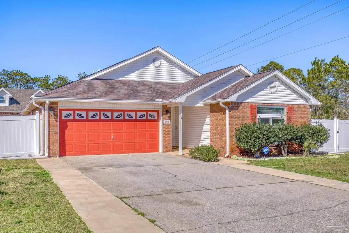 8778 Faye Ct, Navarre, FL 32566 - Image #1